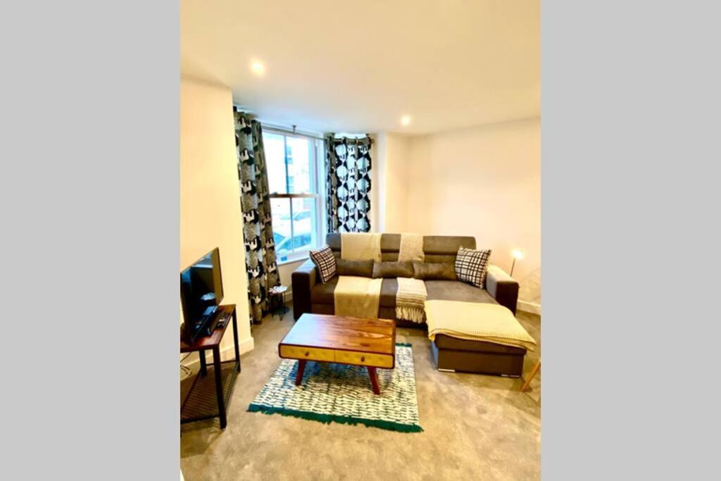 Stunning New Apartment Set In St Leonards On Sea Hollington  Exterior foto